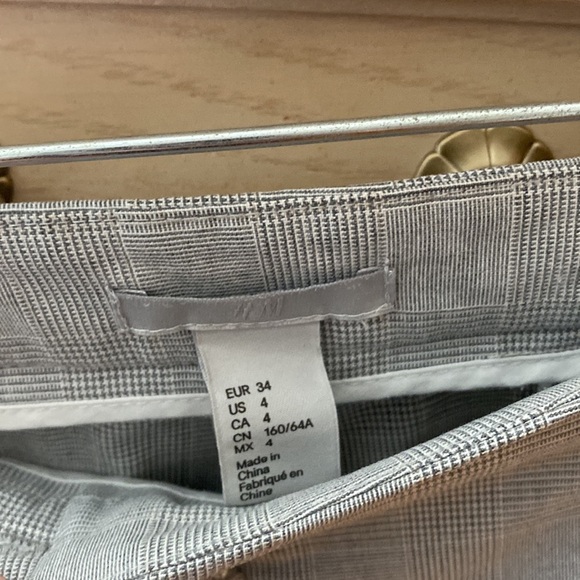 Dress Pants - Picture 4 of 7